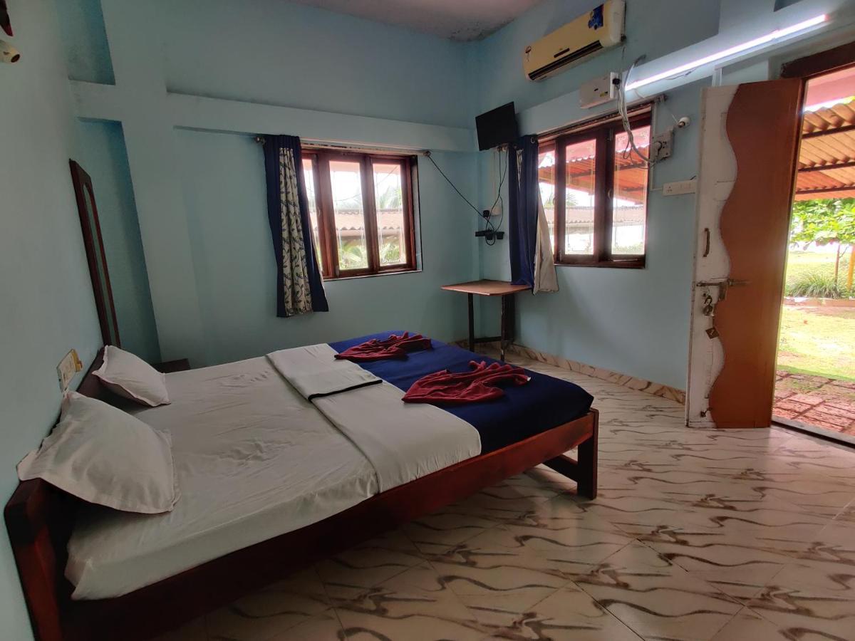 Mermaid Beach Resorts Vengurla Ngoại thất bức ảnh