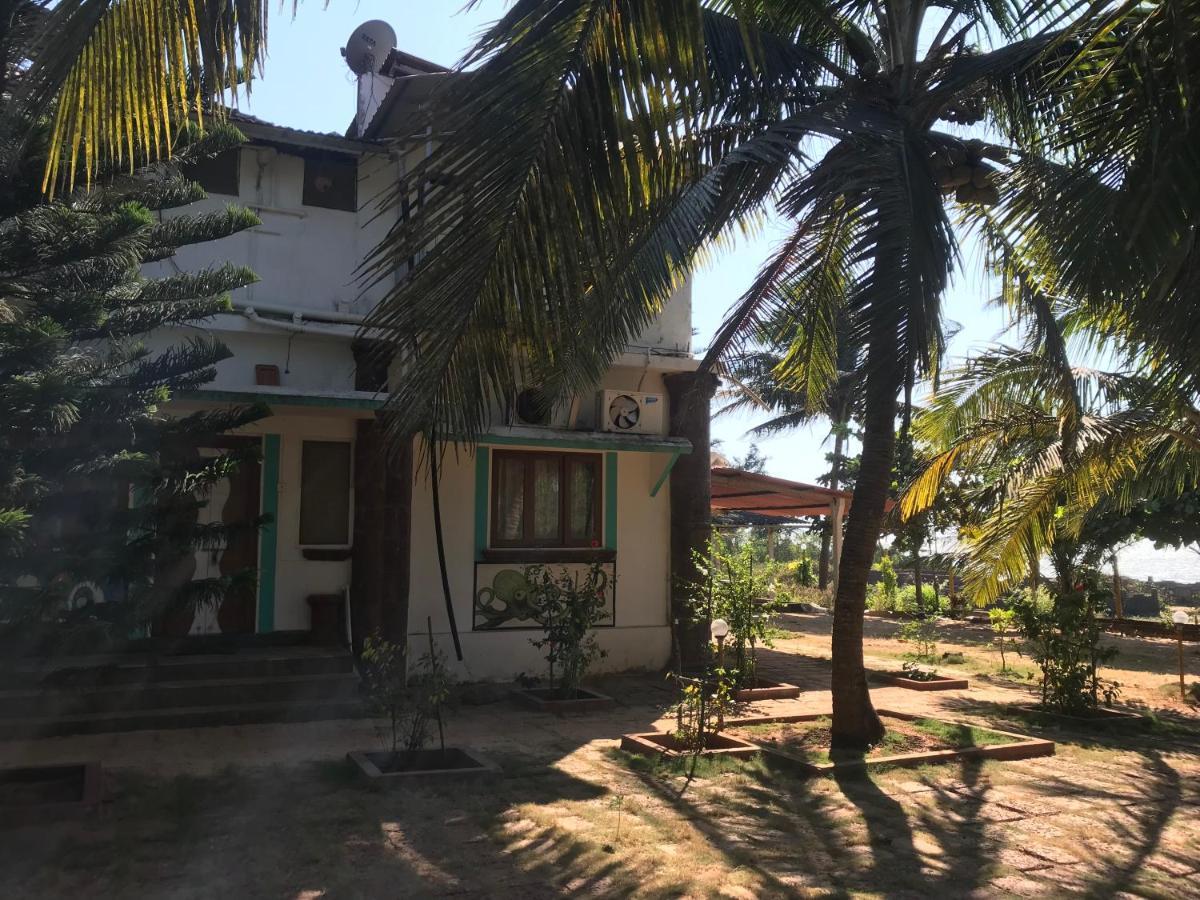 Mermaid Beach Resorts Vengurla Ngoại thất bức ảnh